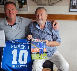 0031A1A3-6747-4FCF-9A79-7E3691F52D1C